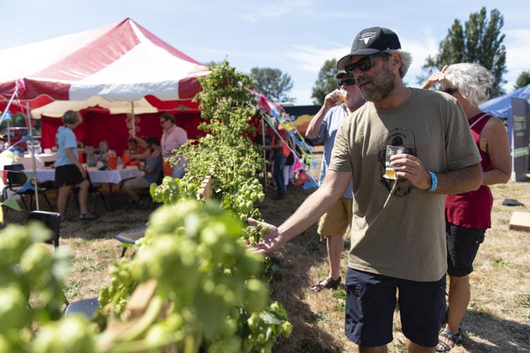 Brewfest on the Skagit brings crowd to Edgewater Park in Mount Vernon