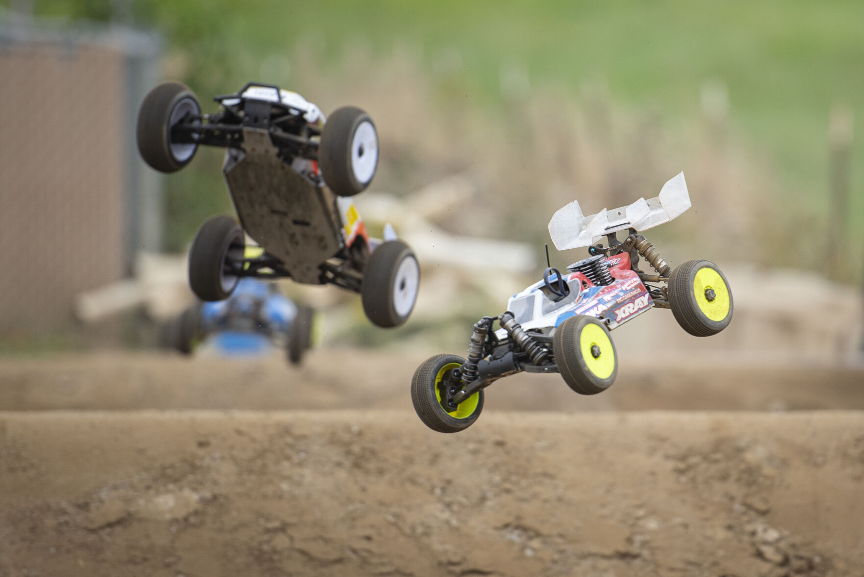 Racers of radio-controlled cars get 