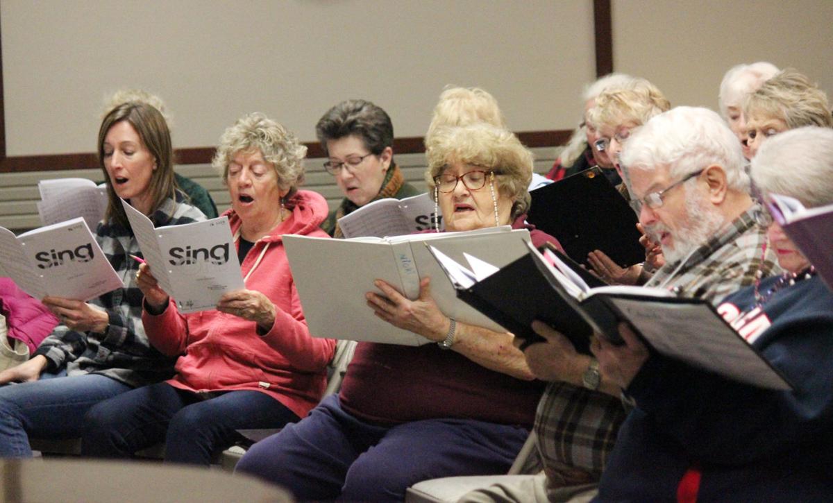Warm up the pipes — Skagit Valley Chorale preps for upcoming concerts ...