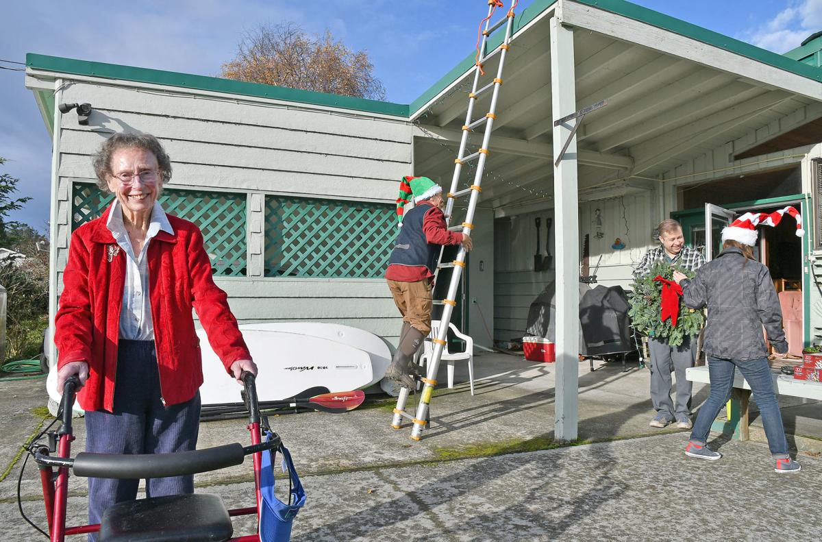 christmas lights put up for samish island woman local news