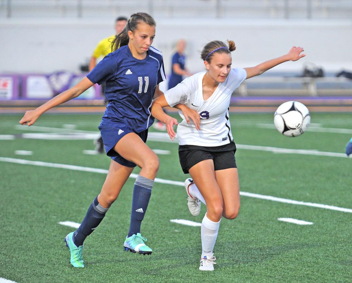 Seahawks soccer hosts Lyncs Sports