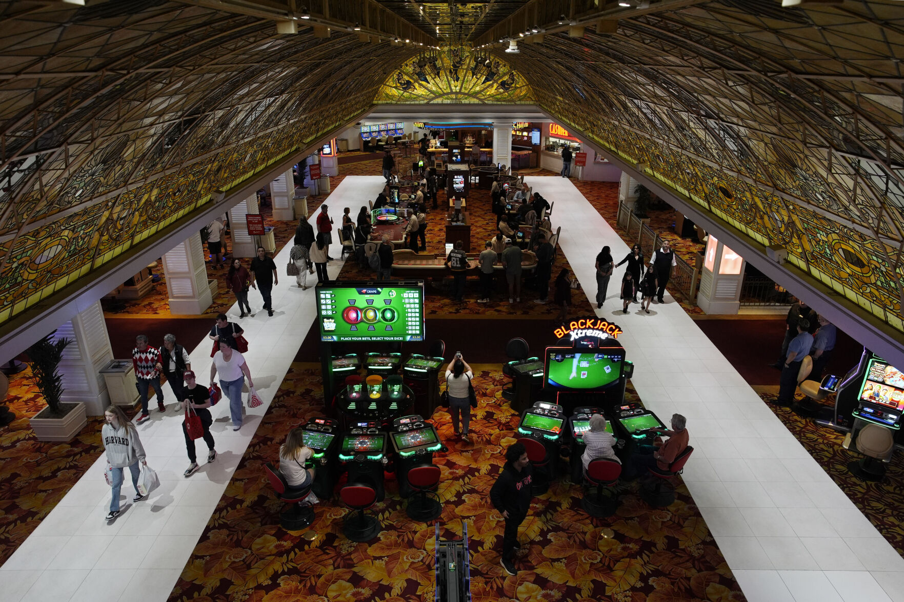 Las Vegas Says Goodbye To The Tropicana With A Flashy Casino Implosion ...