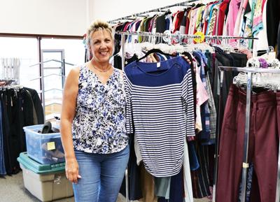 Volunteers help move Stanwood Camano Thrift Store across street | News ...