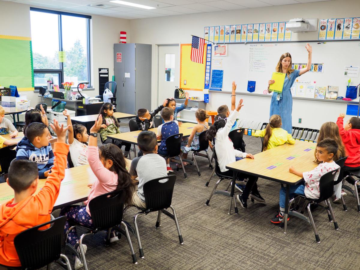 New Madison Elementary opens for students | Local News | goskagit.com