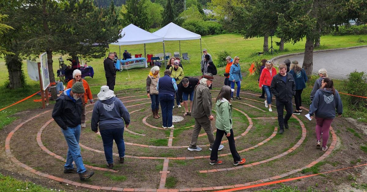 Chicago Labyrinth Labyrinth celebration brings peace to Freedom Park | SC News | goskagit.com