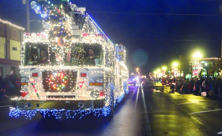 Sedro Woolley Christmas Parade 2022 Keeping The Holiday Bright | | Goskagit.com