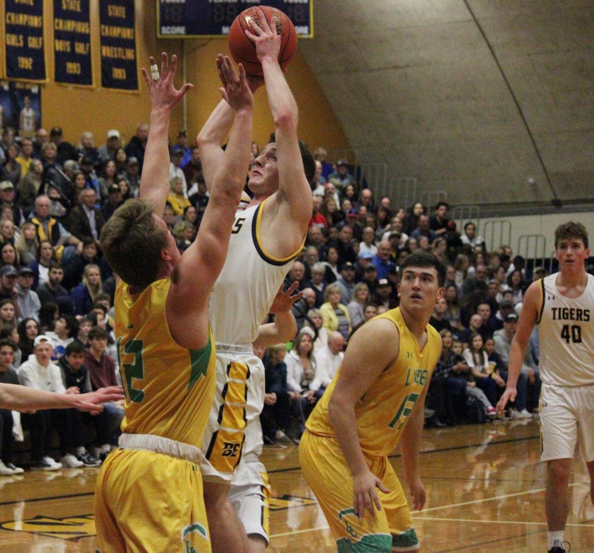 B E Tops Lynden Claims Northwest Conference Crown Sports