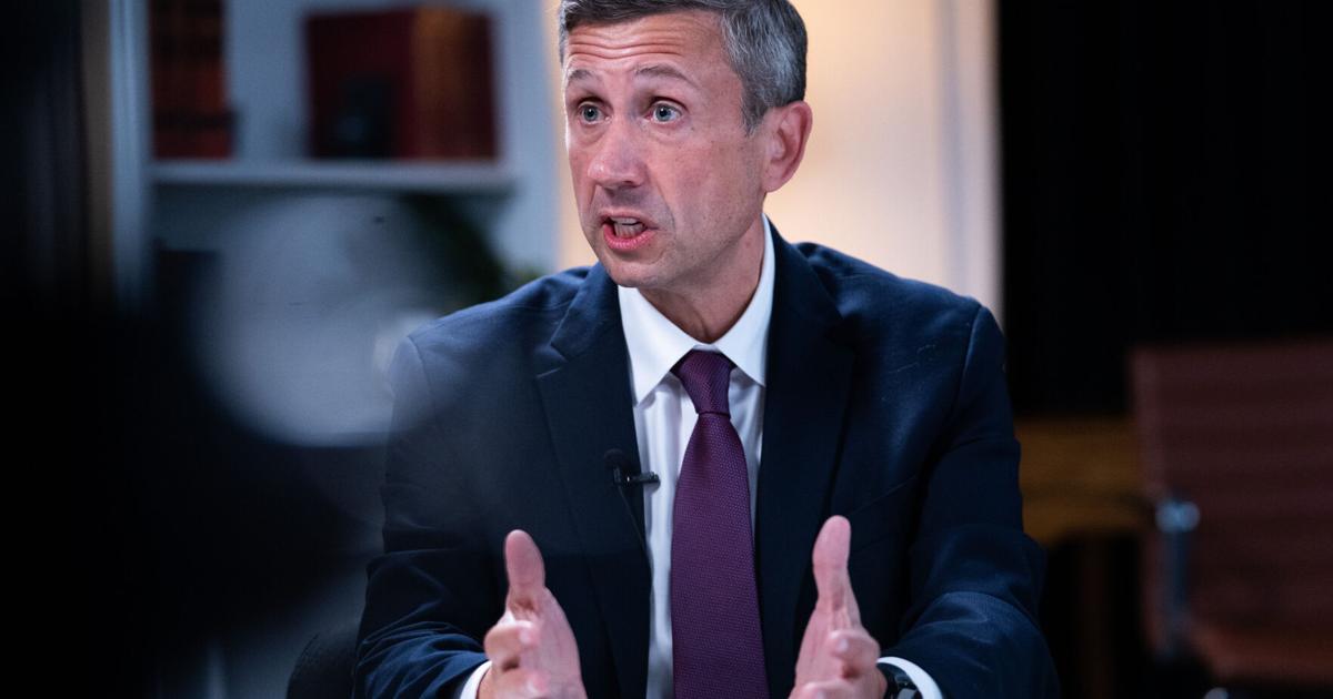 Inside the furor plaguing Democratic National Committee leader Ken ...