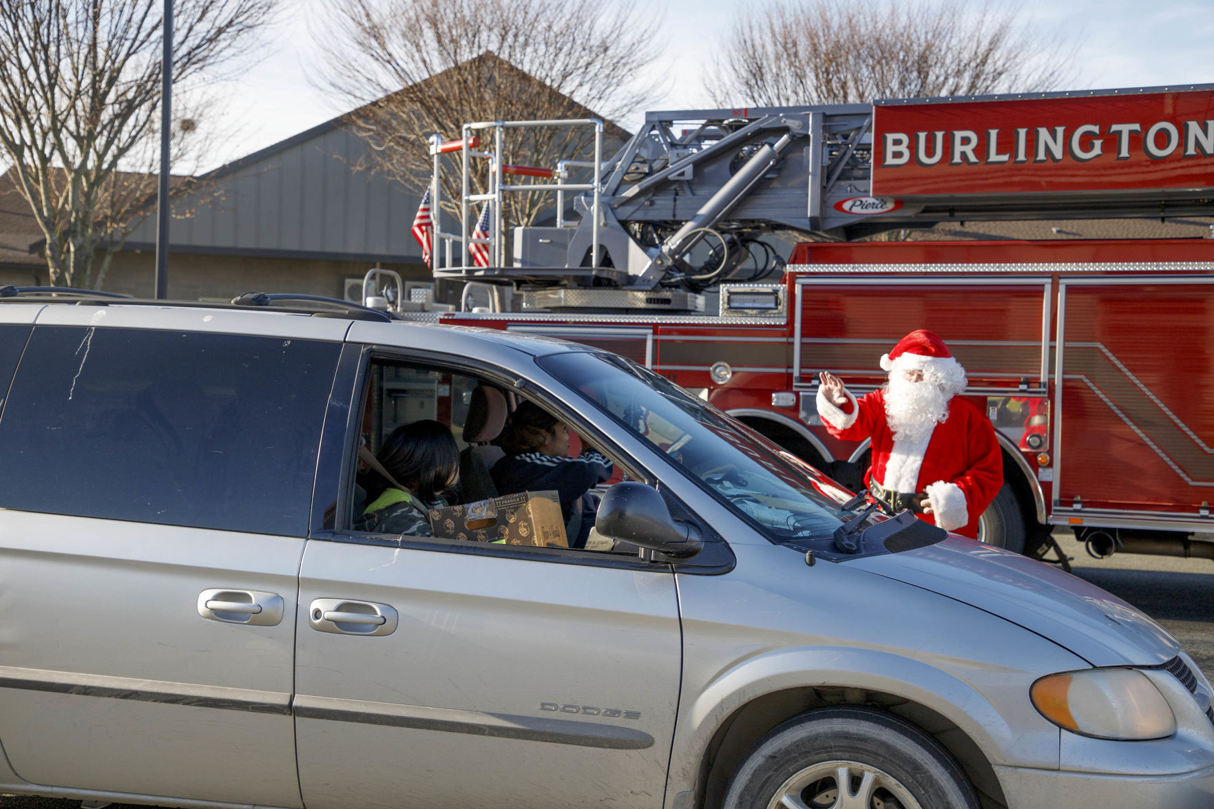 Burlington American Legion hosts drive-thru Santa event - Vimarsana News