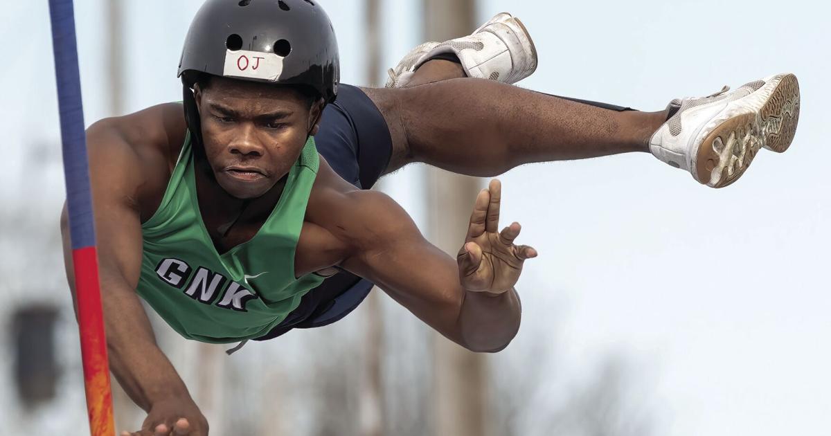 Riley Rabuck Rock Ridge teams wins IRC meet | High School | grandrapidsmn.com