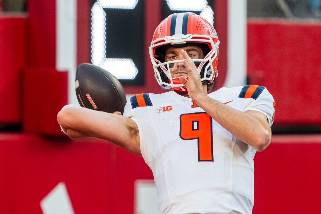 Luke Altmyer, No. 19 Illinois Out To Upend No. 9 Penn State | Sports ...