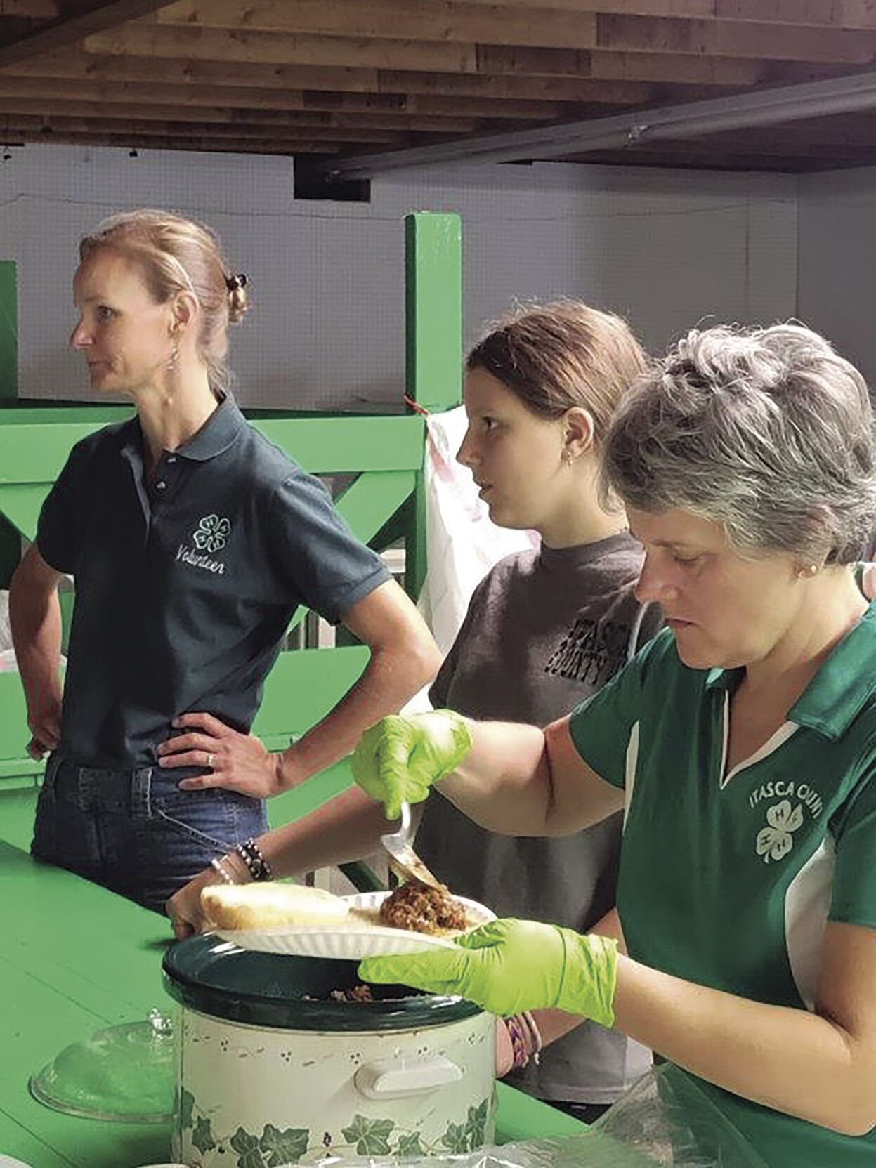 Adam Rabey Optimist Club puts new coat of paint on fairground’s 4H building | News ...