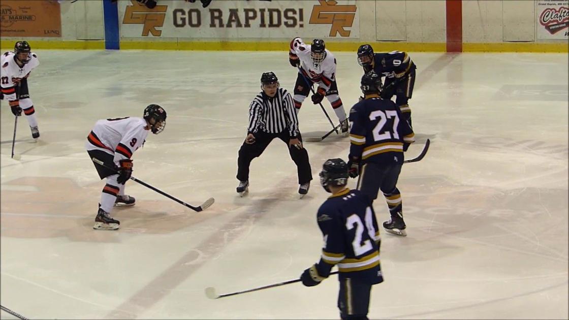 Grand Rapids Hockey vs HermantownRapids wins 4 to 2