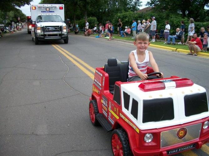 Nashwauk and Keewatin Fourth of July parades Grand People