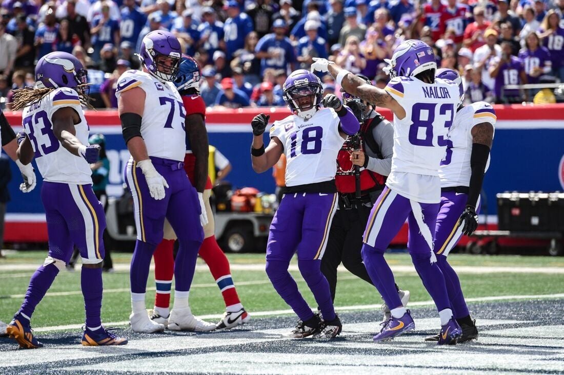 Sam Darnold Shines In Vikings Debut As Giants Fall Flat | Sports ...