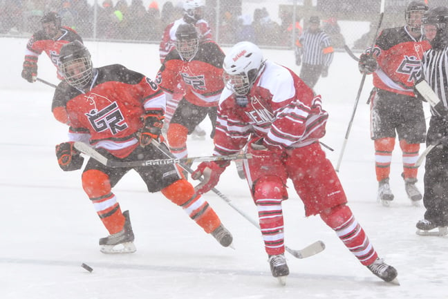 Hockey Day Minnesota 2013 | Photo Gallery | grandrapidsmn.com