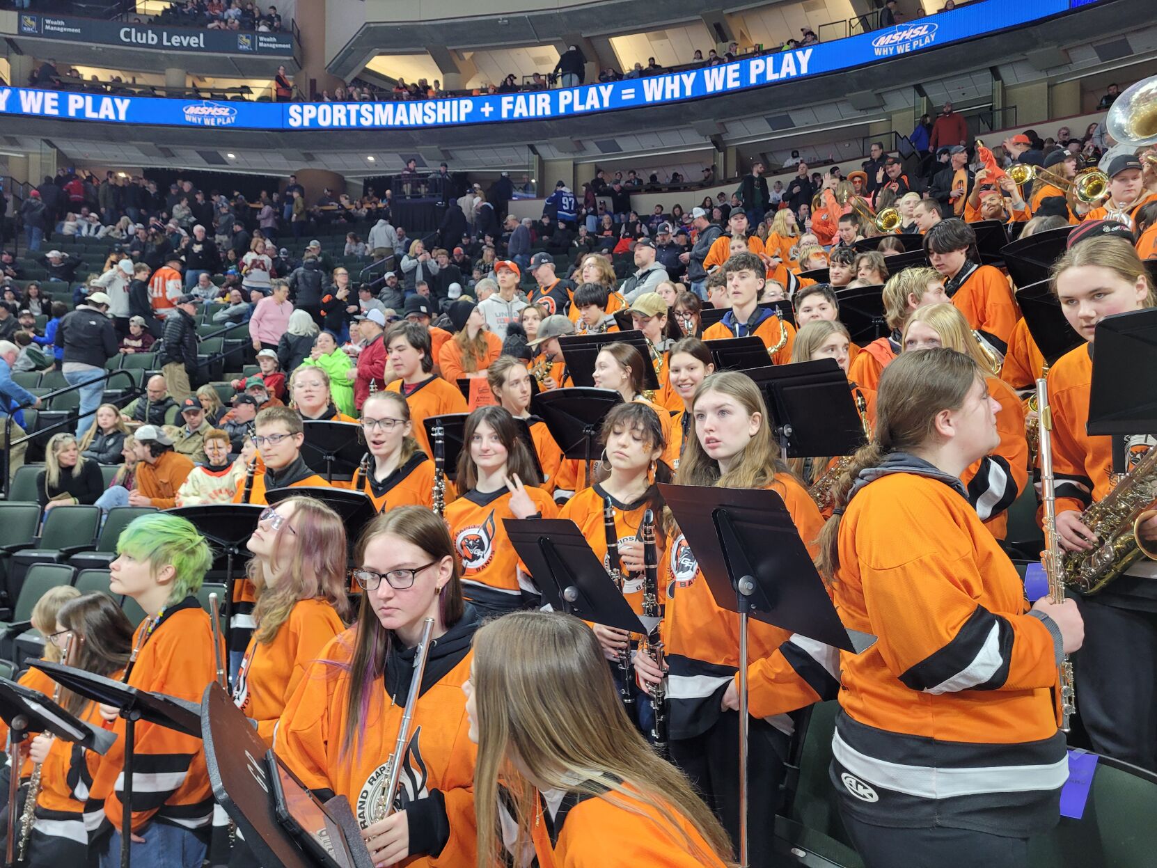 Grand Rapids fans travel south to support boys hockey | Game ...
