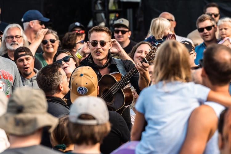 2,400 gather for Grand Rapids Riverfest