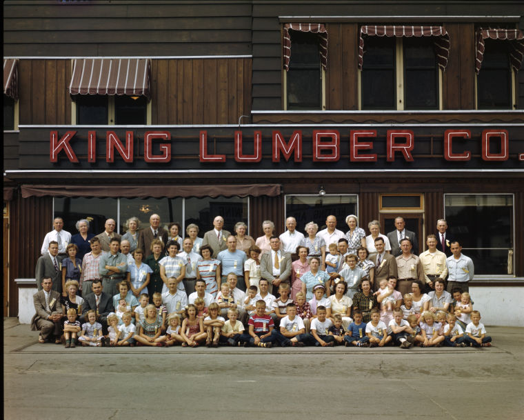 History Nook King Lumber Company employee reunion, circa 1950 News
