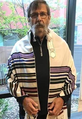 Rabbi Ron Grossman and the Lights of Hanukkah | News | grandrapidsmn.com