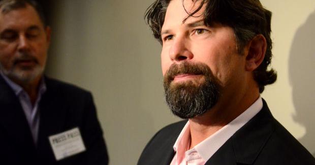 Tim Helton HELTON HOMECOMING: Former Tennessee Standout Honored By Greater ...