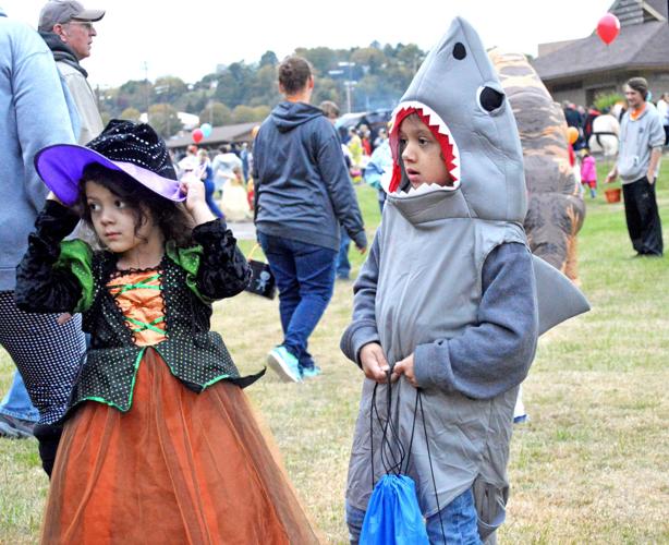Frightful Sights From Hardin Park Halloween Local News