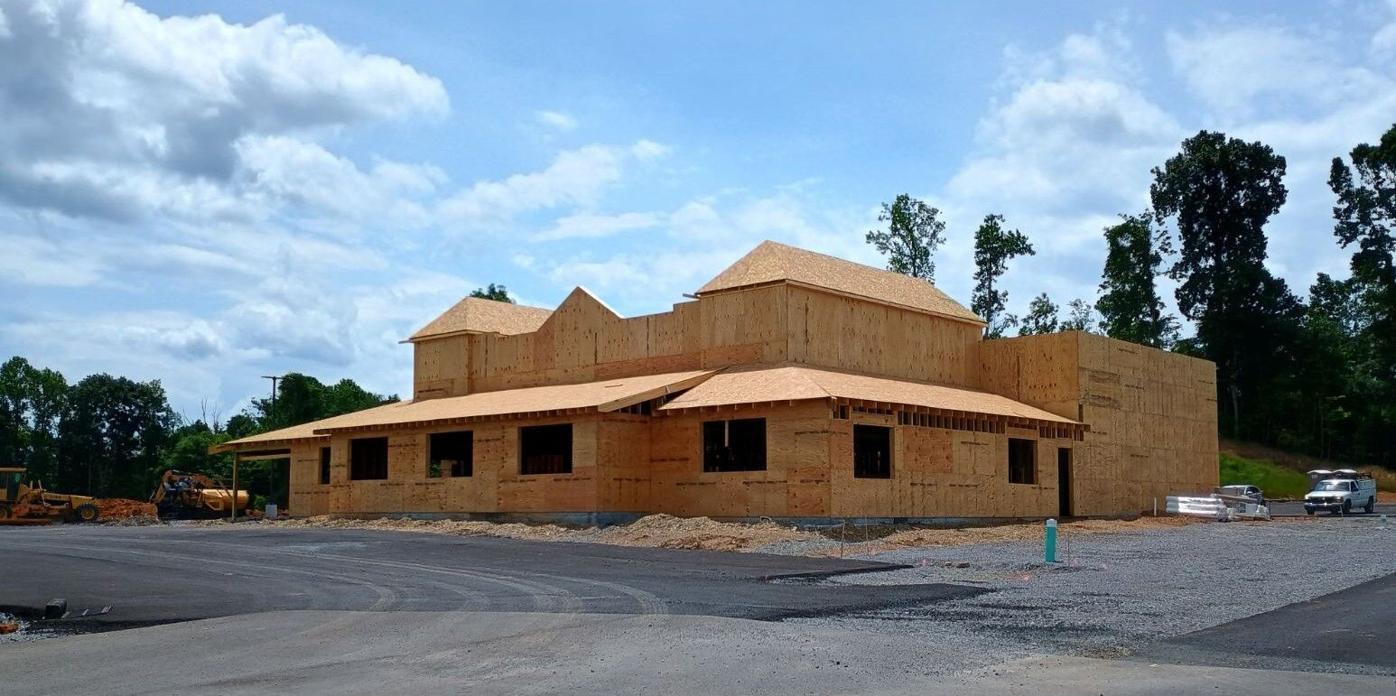 Texas Roadhouse Going Up | Local Business News | greenevillesun.com