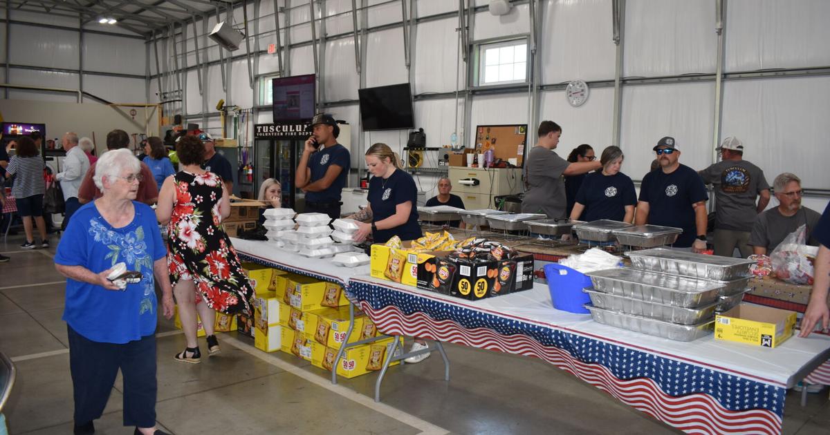 Large crowd turns out to support Tusculum VFD at annual BBQ fundraiser