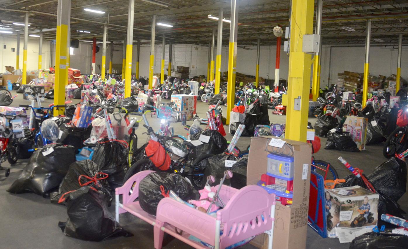 Gift For Kids Adapting To Serve More Than 700 Children Covid19
