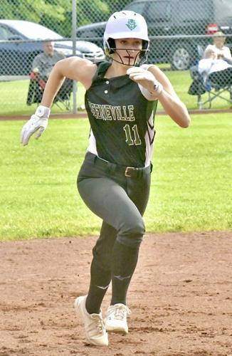 050925 GHS SOFTBALL6