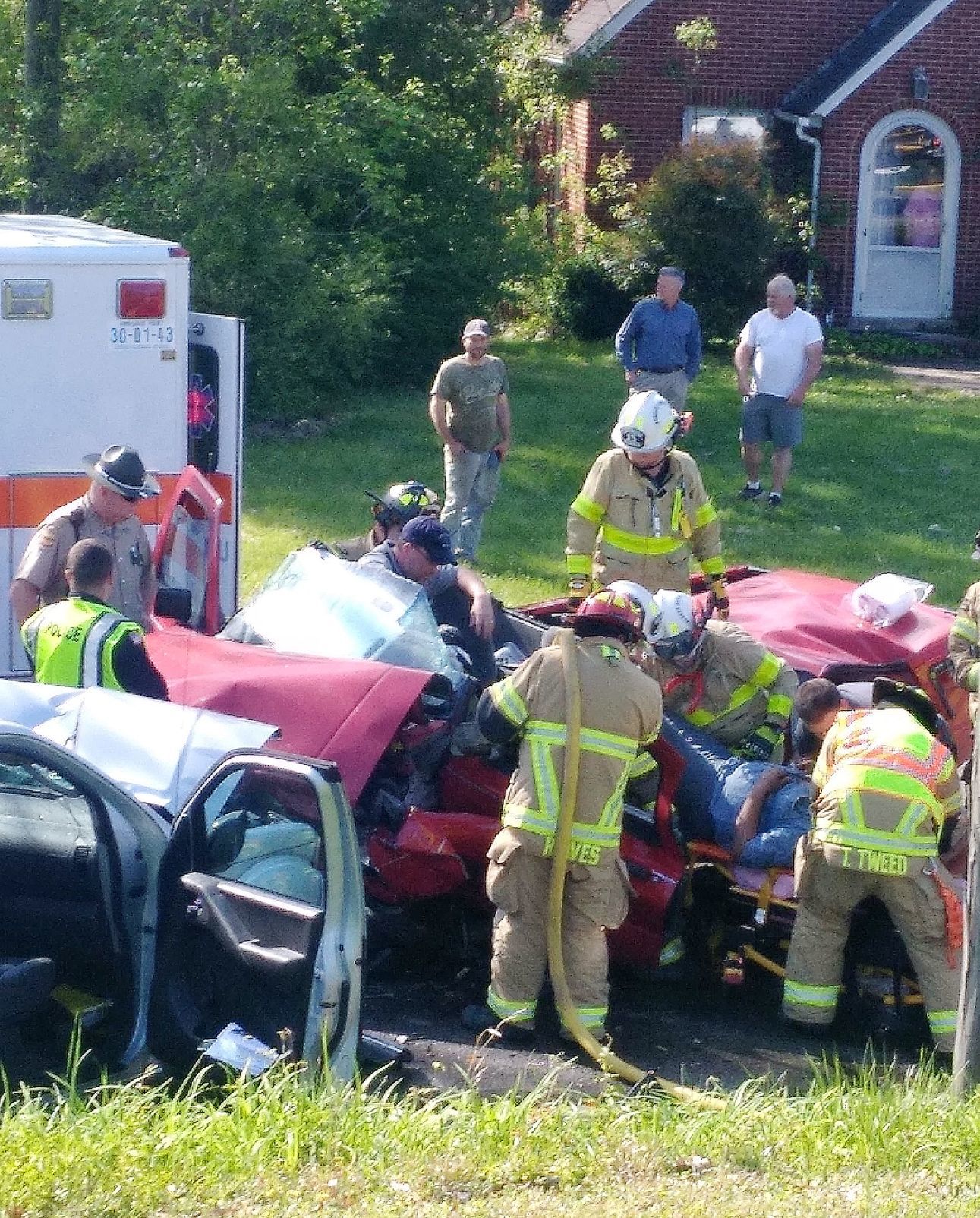 4 Hurt In Asheville Highway HeadOn Crash Local News