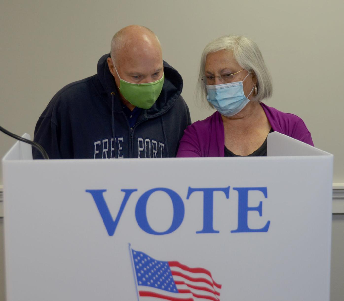 Early Voting Numbers On Track To Exceed Previous Presidential Elections Local News Greenevillesun Com