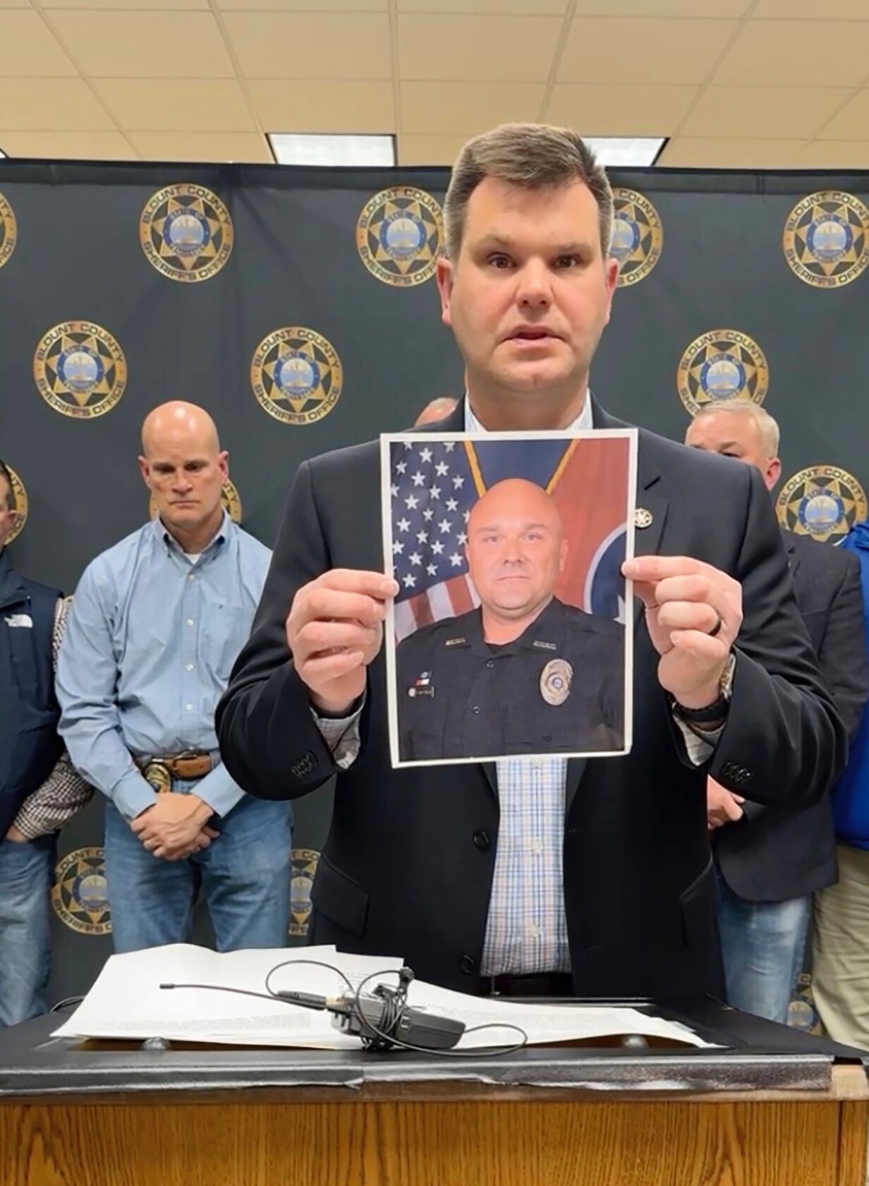 Authorities Search For Suspect In Killing Of Blount County Deputy ...