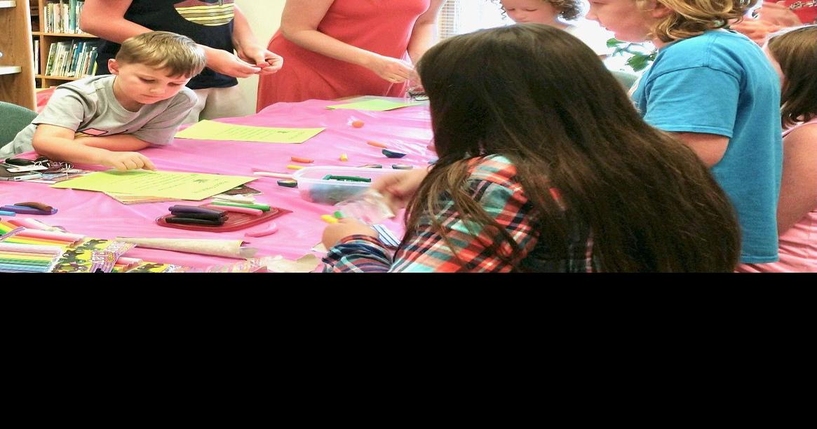 It's 'Everything Apples' At Mosheim Library Living