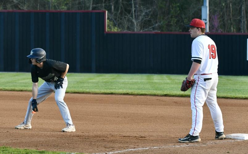 Richards, Quillen Carry Devils Over Indians