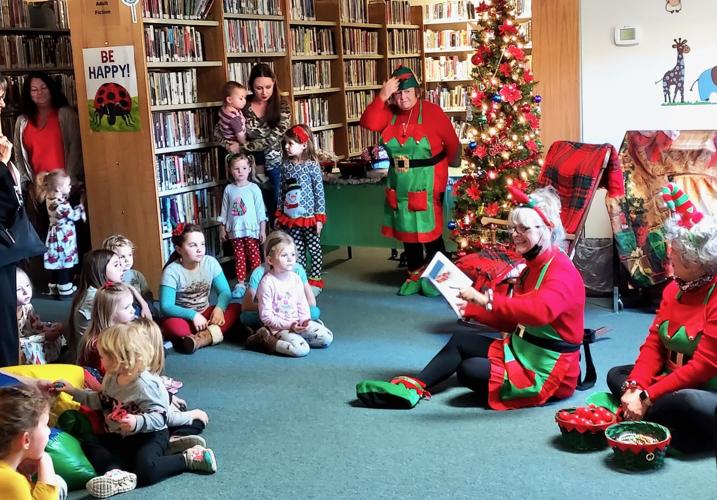 A Very Merry Storytime Living