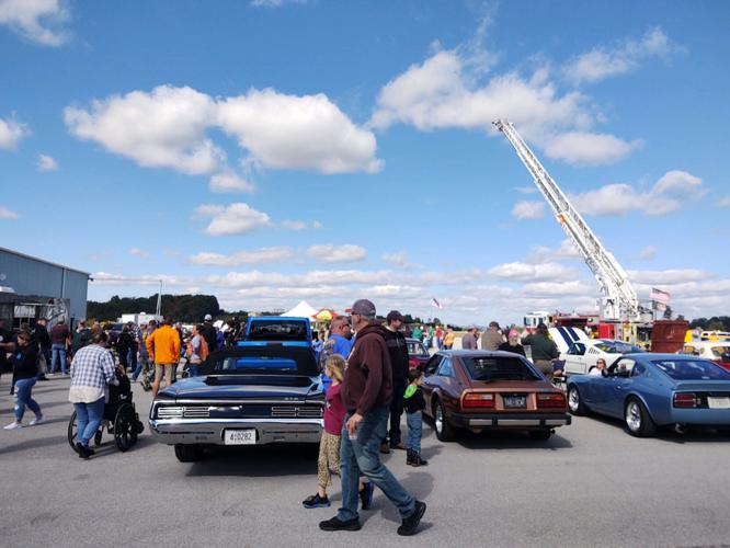 Wings & Wheels On The Greene Draws Crowd To Airport Local News