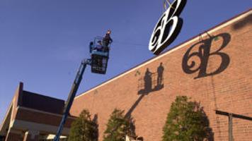 Belk Sign Goes Up For Local Department Store | News ... Belk Sign Goes Up For Local Department Store | News ...