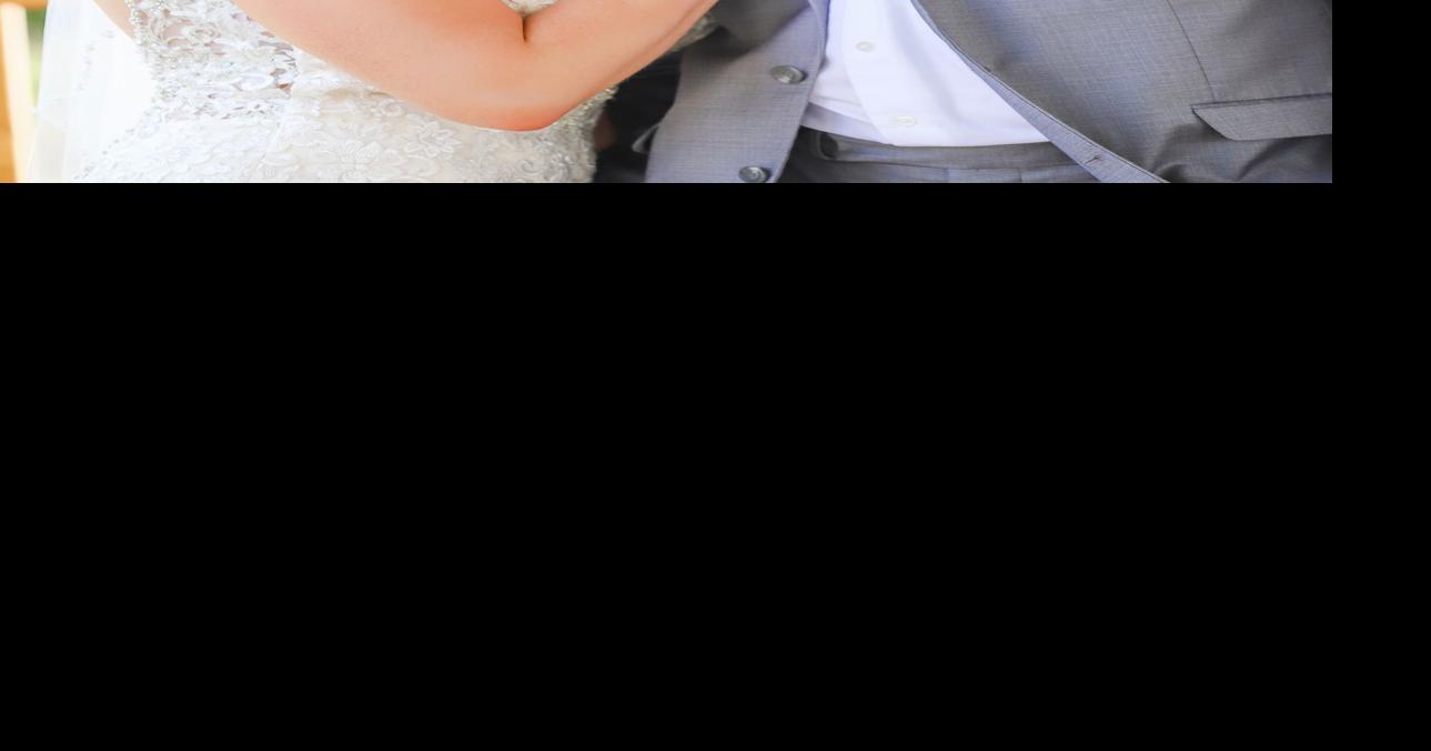 Starnes And Luttrell Wed Living