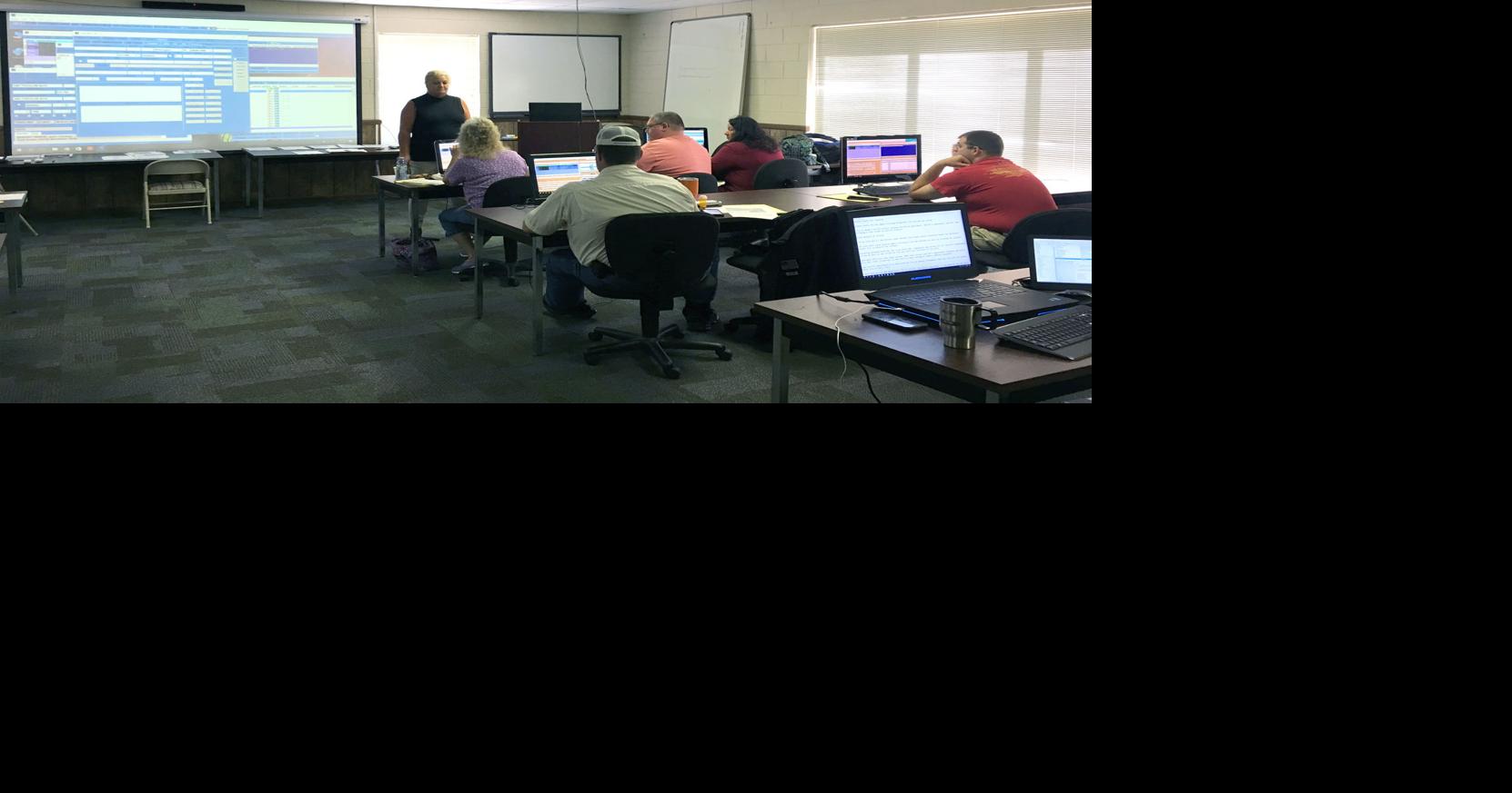 911 Dispatchers Train On Communications System | Local News ...