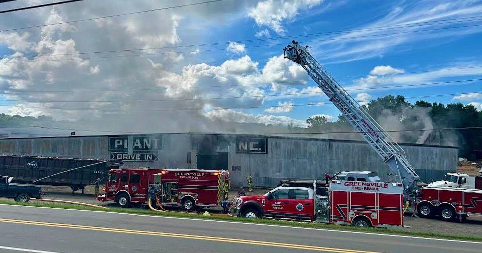 Firefighters extinguish blaze at recycling business in Greeneville