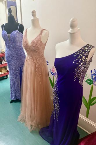 Gearing Up for Prom: Dress Ministry At Asbury UMC Returns March 7 | Living | greenevillesun.com Gearing Up for Prom: Dress Ministry At Asbury UMC Returns March 7 | Living | greenevillesun.com