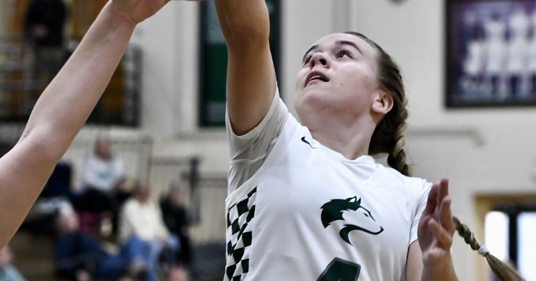 LADIES CLASSIC ROUNDUP: Lady Huskies Finish Strong, End Classic Run With Win
