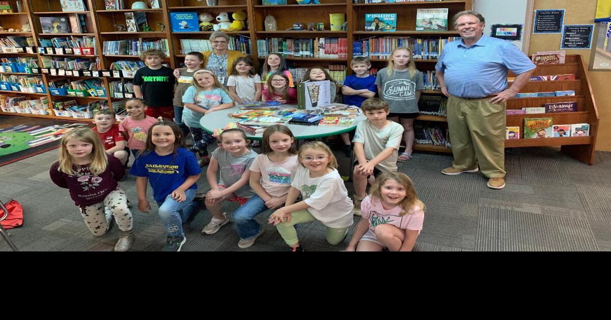 Harshbarger Office Makes Book Delivery to Baileyton Elementary Local