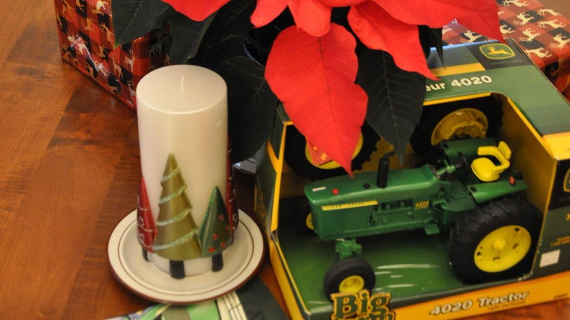 MASSEY: Deer, Dear, It's A John Deere Christmas | Local News - Vimarsana News