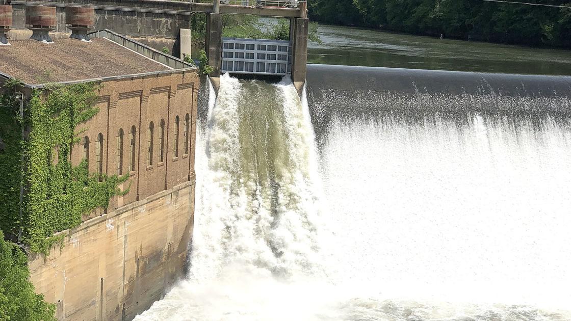 New Spillway Gate Installed On Dam | Local News | greenevillesun.com