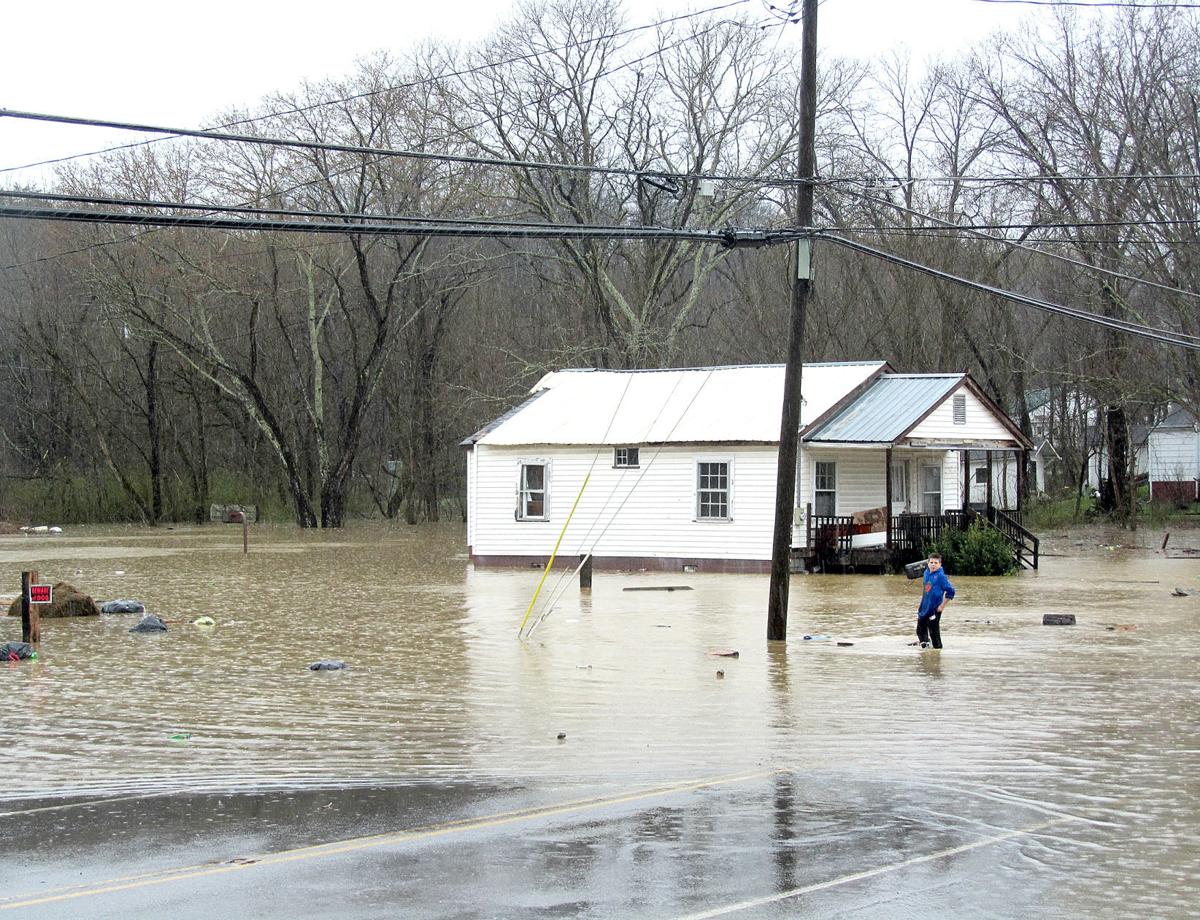 Update Dozens Of Roads Closed Due To Flooding Red Cross Shelter