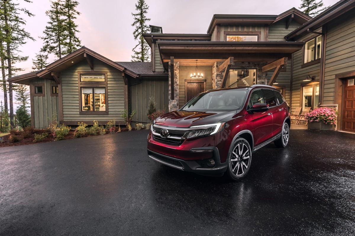 Hgtv Unveils Largest Giveaway Ever Hgtv Dream Home 2019 Living