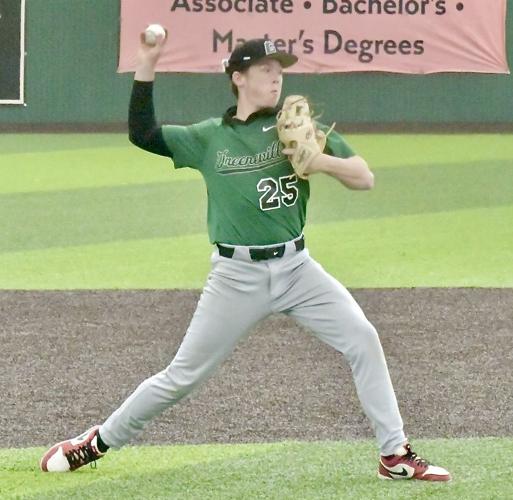Devils Outlast Toppers With Gritty Finish | Sports | greenevillesun.com