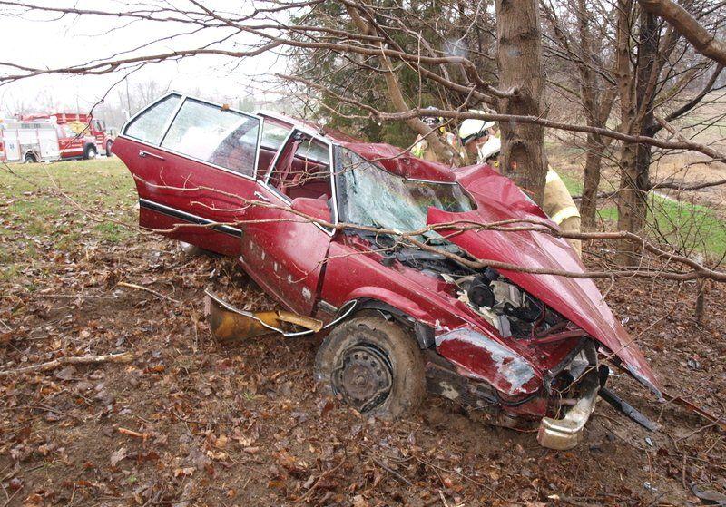 Shelbyville man killed in singlecar accident Local News